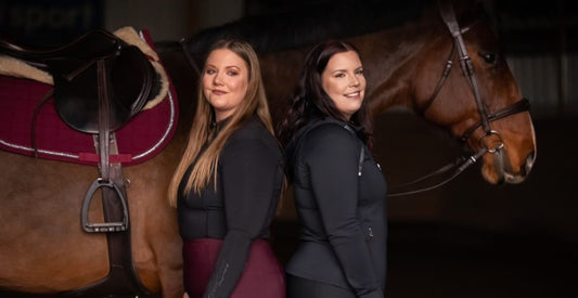 Bild på Systrarna Elfstrand med texten "Emma & Anna Elfstrand"